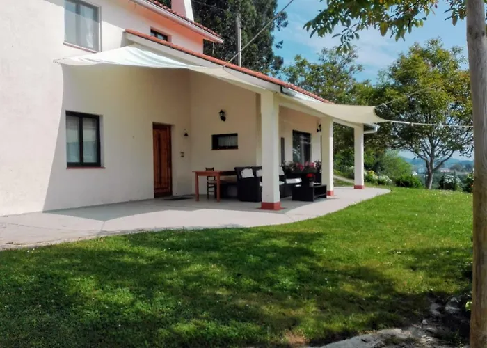 A Casina De Mera Holiday home *